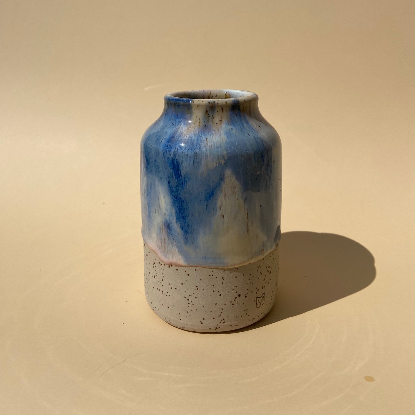 Gerade Vase Kandinsky