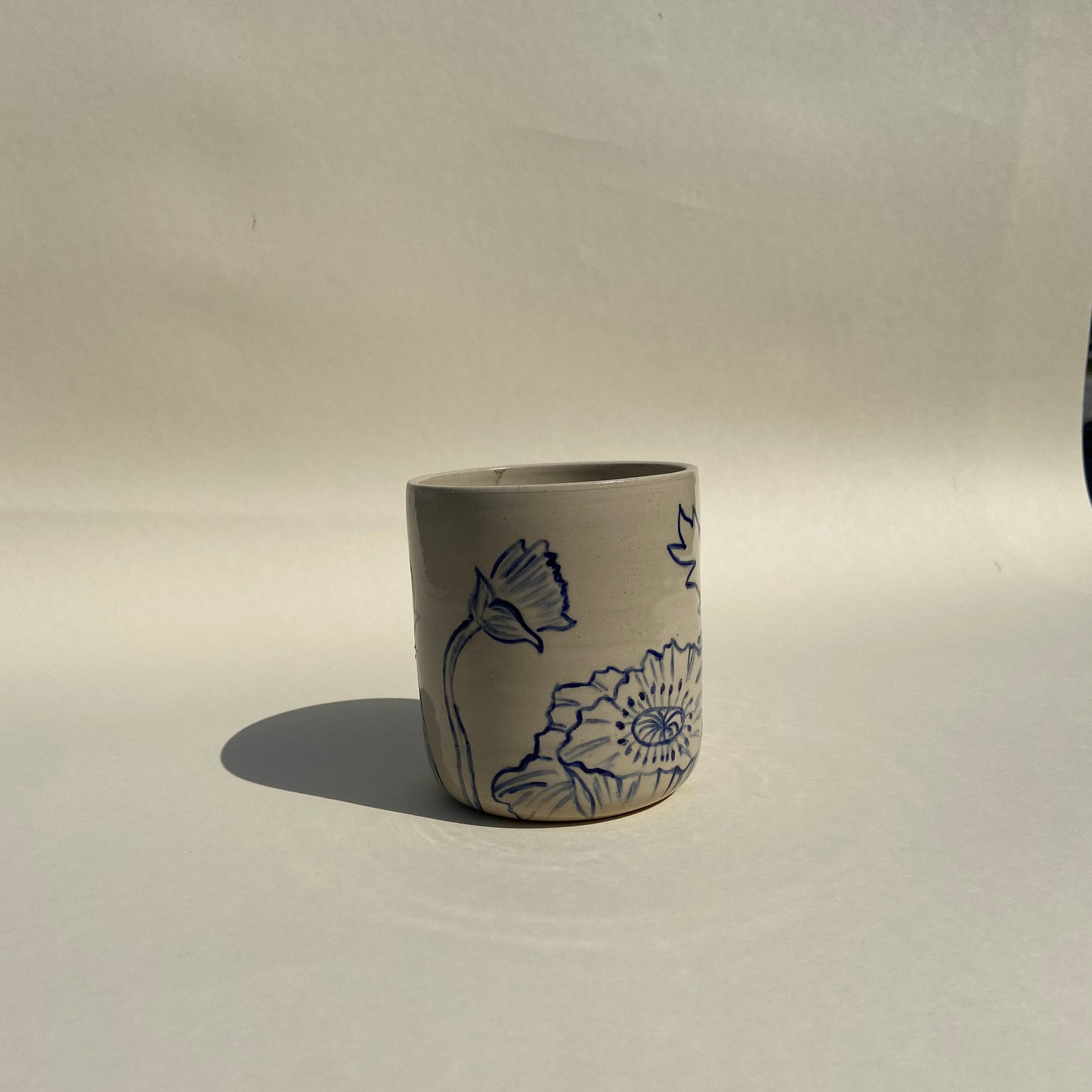 Poppy Blue Keramik Becher Studio Moki