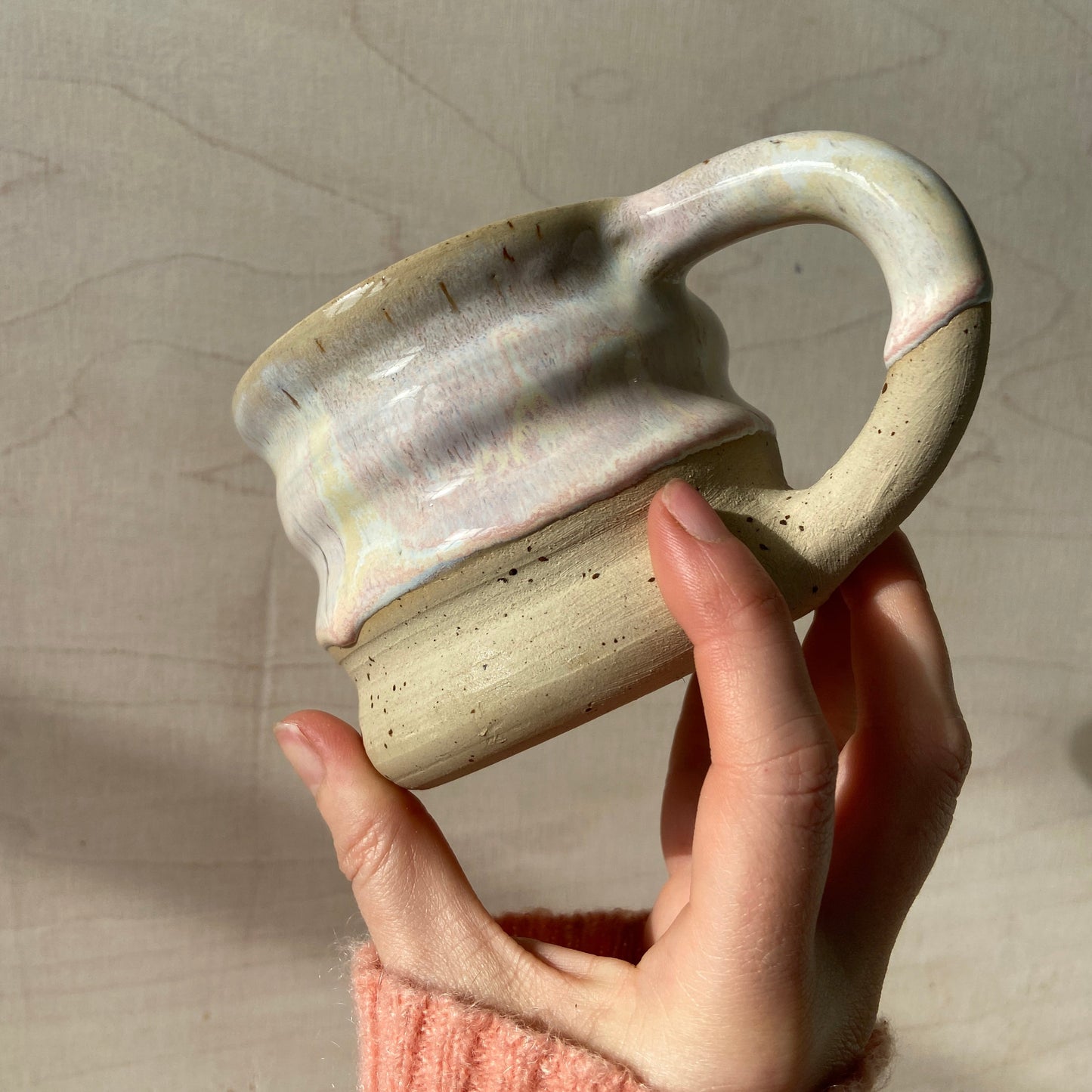Wavie Tasse Keramik handgefertigt unikat Kaffee Tee Icecream pastell rosa online kaufen