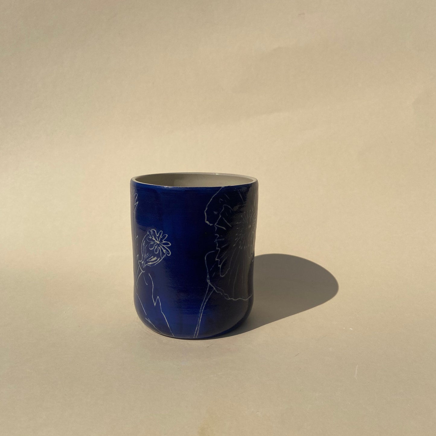 Blauer Mohn Becher Studio Moki Keramik