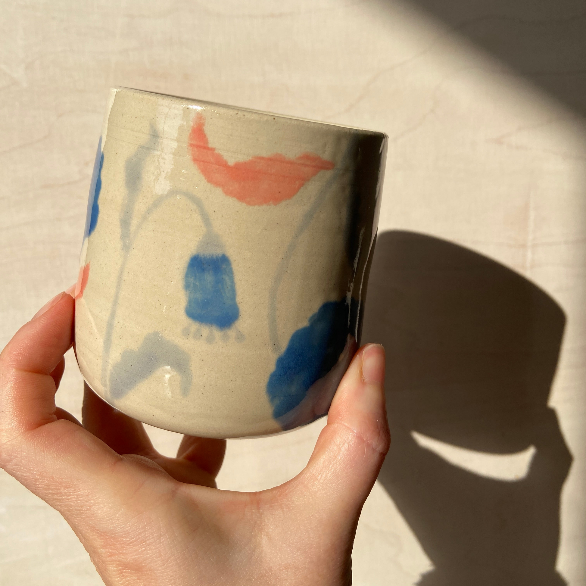 Flora Becher Keramik Handgefertigt Studio Moki.