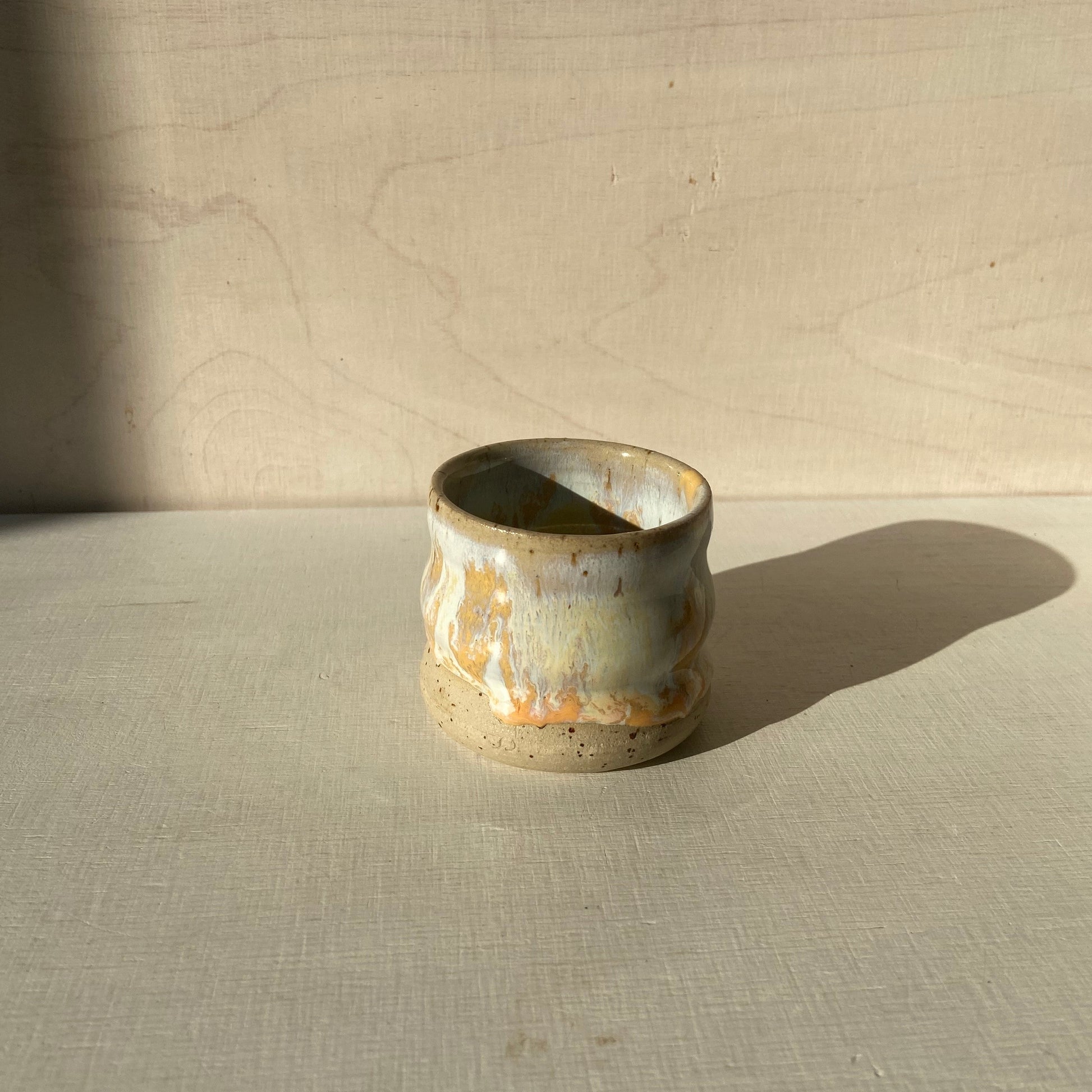 Peachy Wavie Espresso Becher 