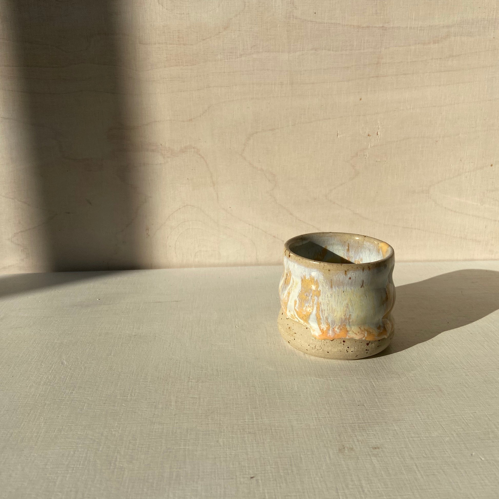 Peachy Wavie Espresso Becher 