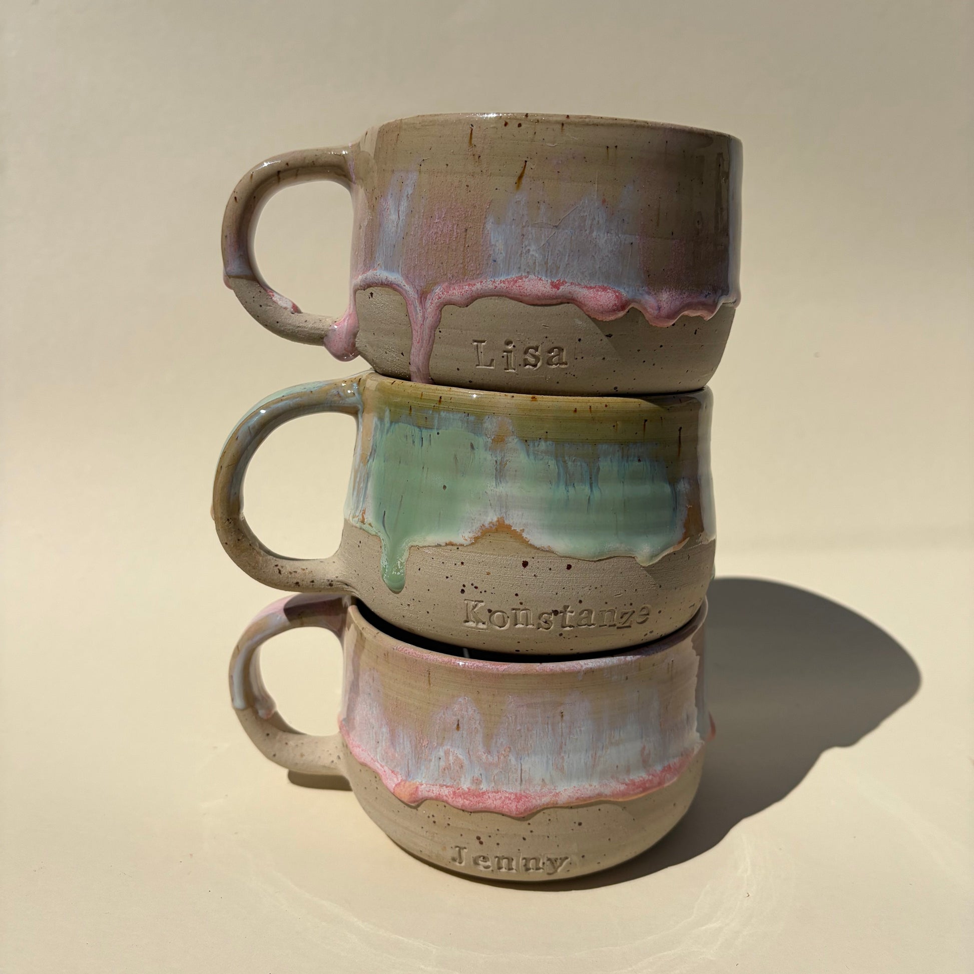 XXL personalisierbare Tassen 500ml Name Studio Moki Steinzeug Keramik Geschenk william grün pastell rosa 