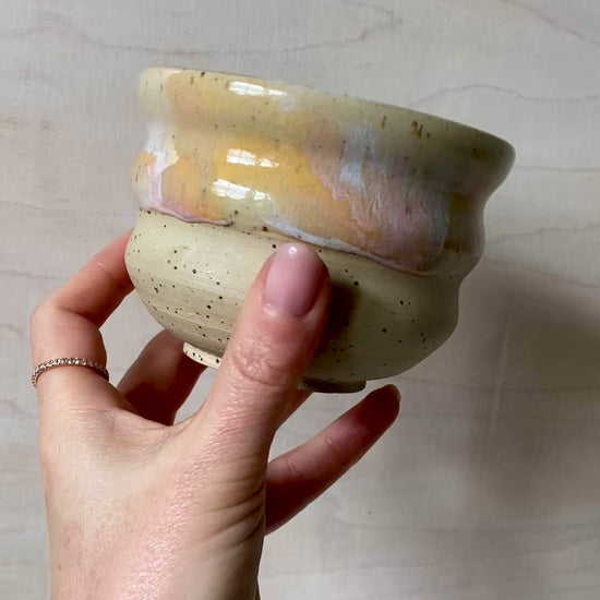 Peachy Matcha Keramik Schale Studio handgefertigt Moki 